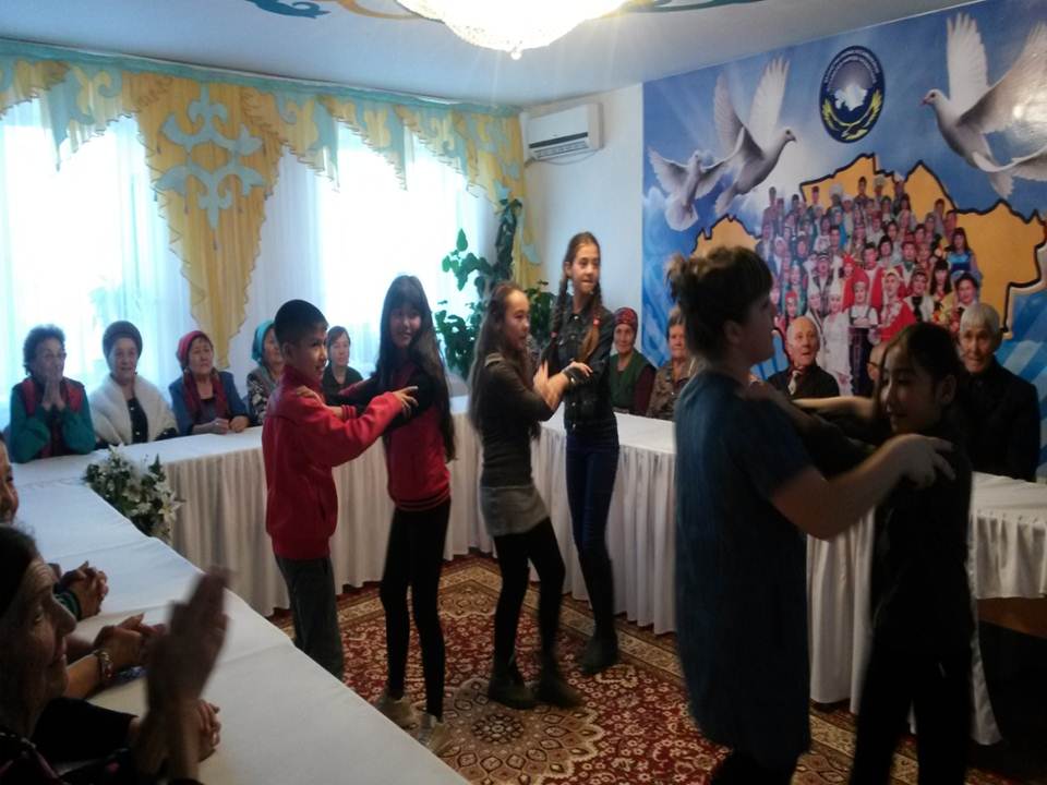Дорогой мира и добра