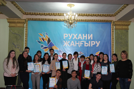 Дебаты на трех языках